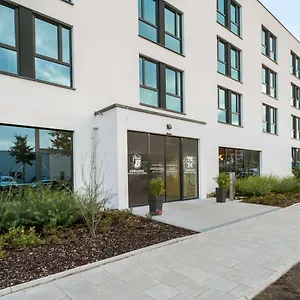 Hotel Super 8 By Wyndham North, Monachium