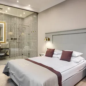 زيارة الفندق